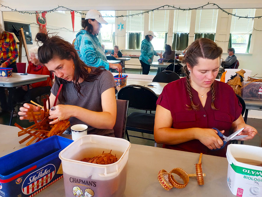 Ya̱patła̱n’s (we will weave) workshop, 2025